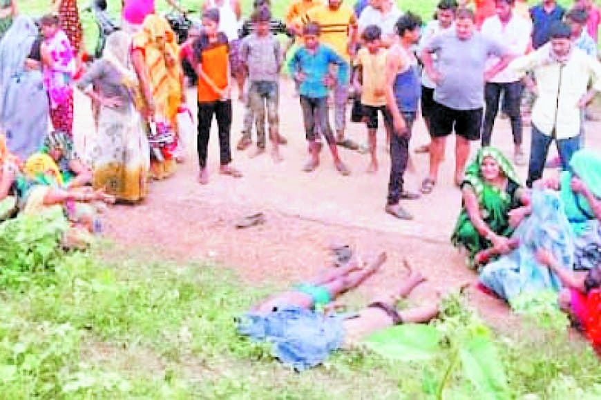 स्कूल के पास बने तालाब में डूबे दो मासूम छात्र: नईगढ़ी के मुड़िला गांव में दर्दनाक हादसा, सुरक्षा के नहीं थे इंतज़ाम
