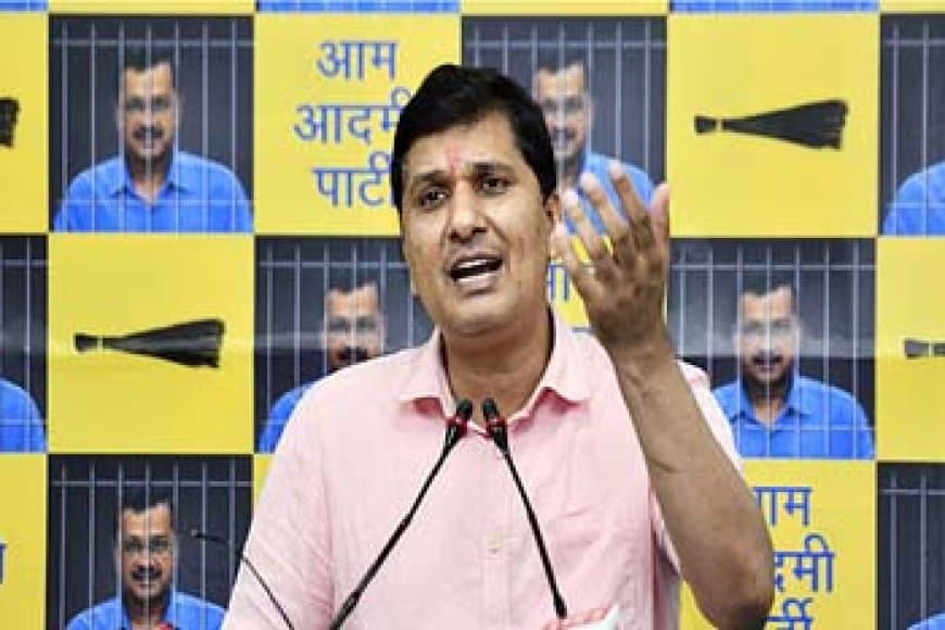 अस्पताल घोटाला... दिल्ली के पूर्व मंत्री सौरभ भारद्वाज के घर छापा