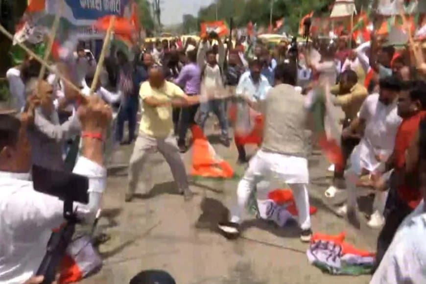 पटना में बवाल... भाजपा-कांग्रेस नेताओं के बीच चली लाठी... गाड़ियों में तोड़फोड़...पथराव भी हुआ