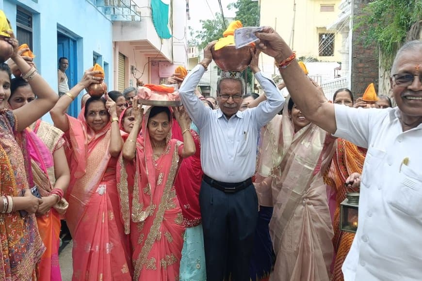 तत्वज्ञान आर्य रक्षित तत्वज्ञान मुंबई के विद्वानों का किया सम्मान
