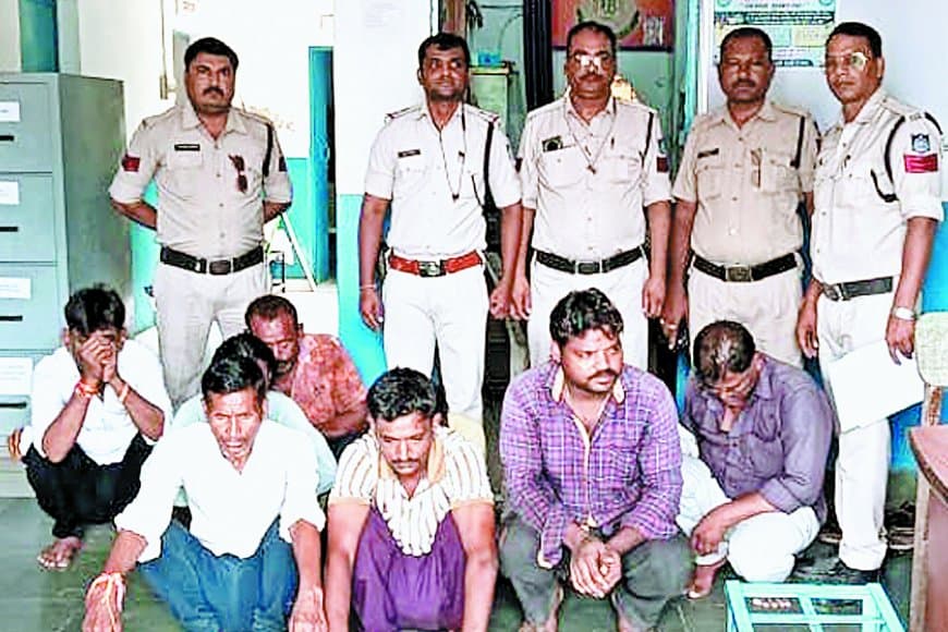 सतना पुलिस का सब्जी मंडी में छापा: 6 सटोरिए और 3 जुआरी गिरफ्तार, सट्टा अधिनियम व जुआ एक्ट में प्रकरण दर्ज