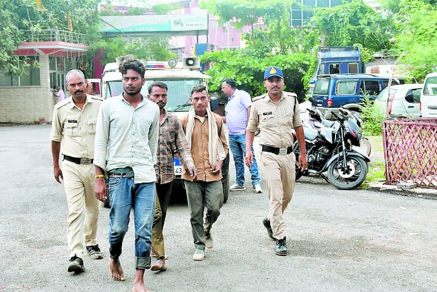 गला घोंटकर हत्या, नग्न अवस्था में मिली लाश: सतना के पंकज सिंगरौल हत्याकांड में लड़की समेत सात संदेहियों से पूछताछ