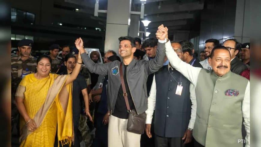 शुभांशु की वतन वापसी... मां बोलीं- बेटे का कर रही हूं इंतजार