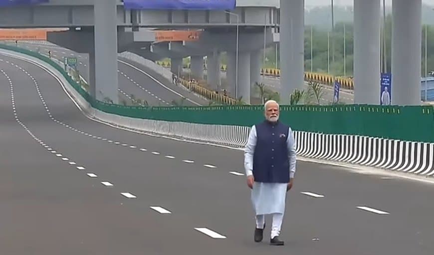 पीएम ने कहा- भारतीय हैं तो भारत में बना ही सामान खरीदें... व्यापारी भी विदेशी छोड़ लोकल बेचें