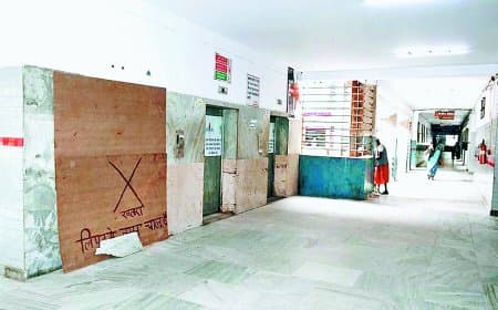 संजय गांधी अस्पताल रीवा में खत्म होगी लिफ्ट की समस्या, 1 करोड़ से लग रहीं 4 नई स्ट्रेचर लिफ्ट