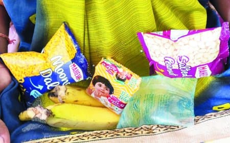 भ्रष्टाचार की भेट चढ़ा प्रधानमंत्री सुरक्षित मातृत्व अभियान: गर्भवती महिलाओं को 50 की जगह मिला सिर्फ 20 रुपए का पोषण आहार