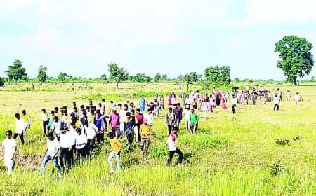 कैम्हा गांव में आदिवासियों की जमीन पर वन विभाग का कब्जा, भड़क रहा विवाद