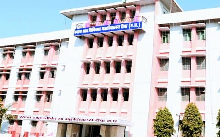 डॉ. अशरफ को हाईकोर्ट से राहत, निलंबन पर रोक और ईएनटी विभाग में वापस काम पर लौटे
