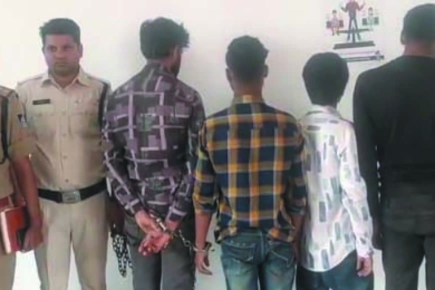 रीवा पुलिस की बड़ी सफलता: मऊगंज के माजन गांव चोरी कांड का खुलासा, चार बदमाश गिरफ्तार और पांच लाख के जेवरात बरामद