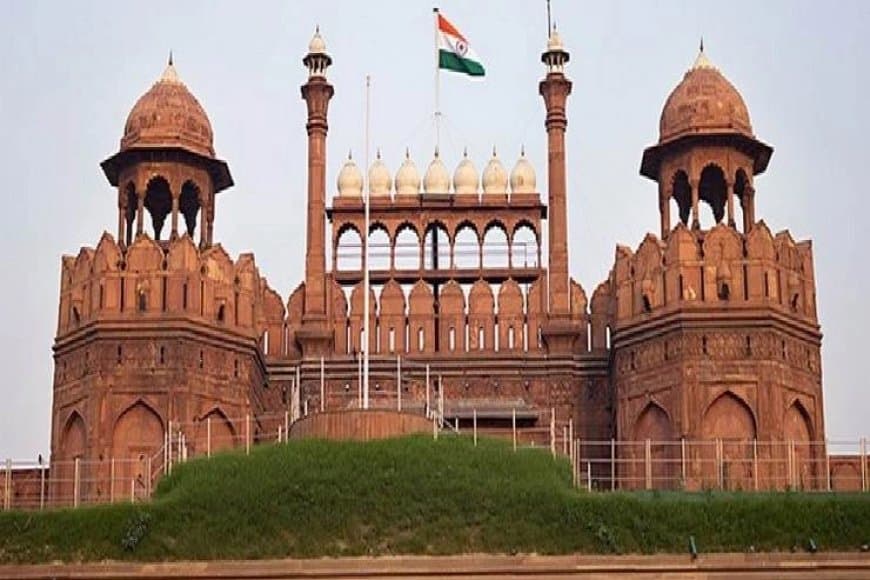 लाल किला... सुरक्षा में सेंध... हीरे से जड़ा स्वर्ण कलश चोरी