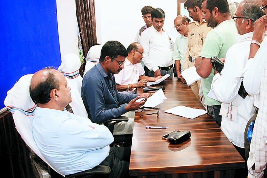 जनसुनवाई बनी औपचारिकता: सतना-मैहर में 168 लोग पहुँचे, सबसे ज्यादा शिकंजे में पटवारी-तहसीलदार