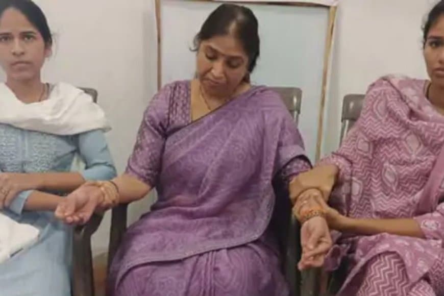सांवेर: महिला प्रिंसिपल 2000 रुपये की रिश्वत लेते रंगे हाथों गिरफ्तार, लोकायुक्त ने की कार्रवाई