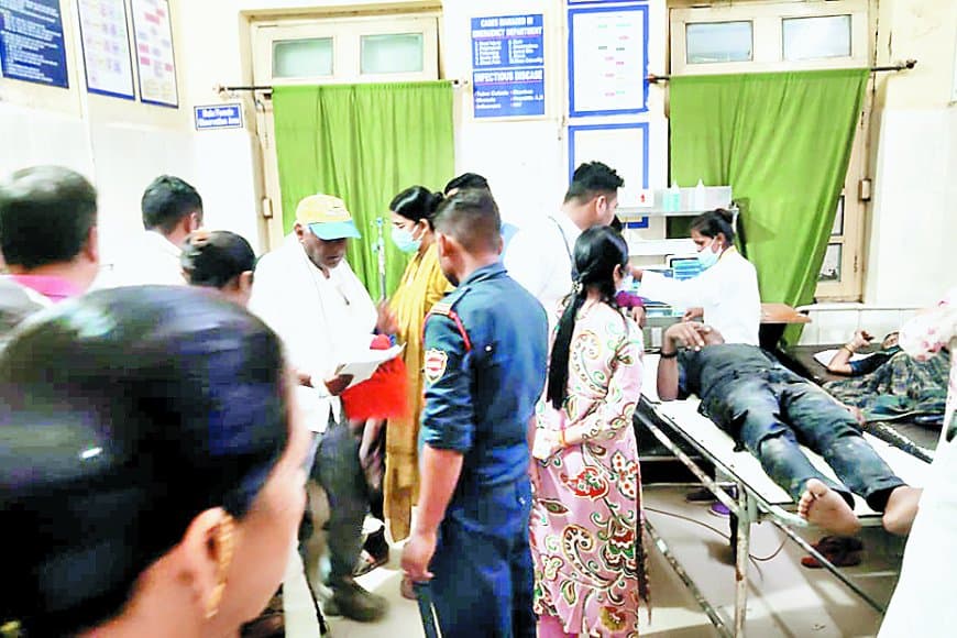 सतना सीवर परियोजना में फिर लापरवाही – पतेरी में जहरीली गैस से बेहोश हुए सीवरकर्मी, आनन-फानन जिला अस्पताल भर्ती, नोडल अधिकारी को नोटिस