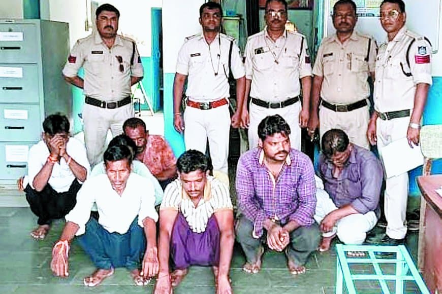 नवरात्र पर सतना पुलिस का अभियान: लॉ एंड ऑर्डर बनाए रखने गुंडे-बदमाशों की धरपकड़, फरार वारंटियों समेत कई आरोपी गिरफ्तार