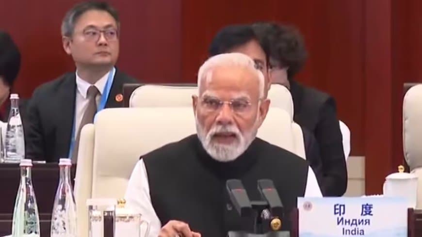 पीएम मोदी ने पाक को घेरा... कहा-  आतंकवाद पर नहीं चलेगा दोहरा मापदंड