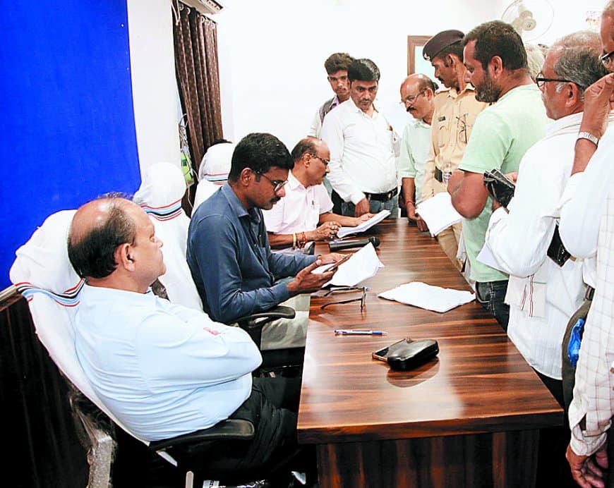 जनसुनवाई बनी औपचारिकता: सतना-मैहर में 168 लोग पहुँचे, सबसे ज्यादा शिकंजे में पटवारी-तहसीलदार