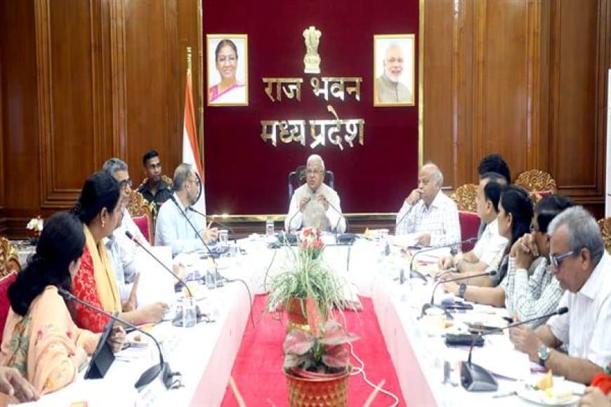 हाट बाजारों में सिकल सेल और टीबी की स्क्रीनिंग: राज्यपाल श्री पटेल