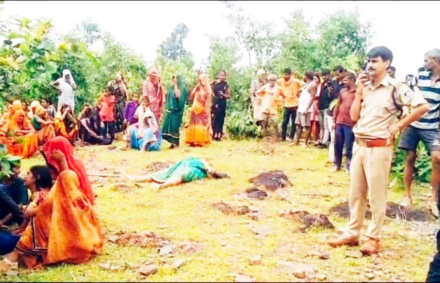 सीधी जिले के मझौली में खौफनाक वारदात: जादू-टोने के शक में जेष्ठ ने कुल्हाड़ी से हमला कर भयाहू की हत्या, पुलिस ने आरोपी को जंगल से किया गिरफ्तार