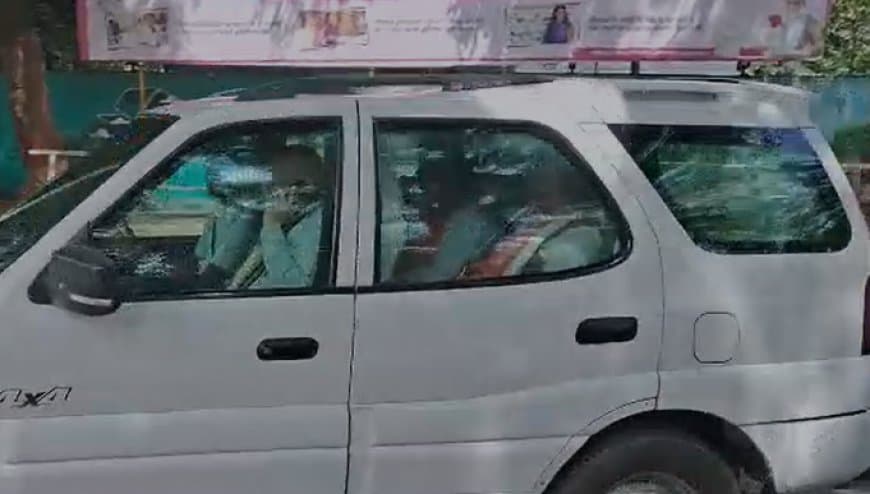 शाह की सुरक्षा में सेंध... काफिले में घुसी कार... अफसरों की फूली सांस