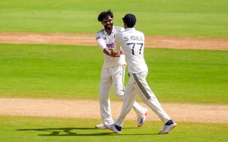 अहमदाबाद टेस्ट : शतक के बाद रवींद्र जडेजा का 'चौका',  भारत ने वेस्टइंडीज को पारी और 140 रनों से हराया
