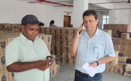 बिहार... चुनाव से पहले एक करोड़ की शराब के साथ पांच तस्कर गिरफ्तार