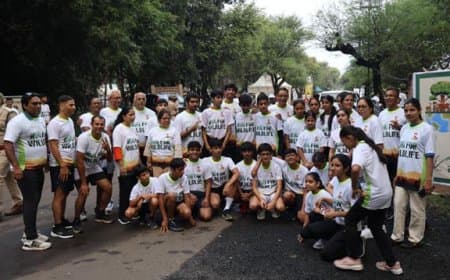 वन्यजीवों के लिए दौड़े लोग, उमड़ा जनसैलाब