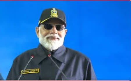 प्रधानमंत्री मोदी ने INS विक्रांत पर मनाई दिवाली, बोले- 'विक्रांत ने पाकिस्तान की रातों की नींद उड़ा दी'