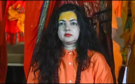 किन्नर  अखाड़े की ममता कुलकर्णी बोलीं- दाऊद  इब्राहिम आतंकवादी नहीं