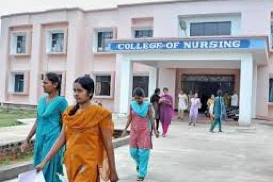 MP Nursing Colleges Crisis: 2025-26 में 50% सीटें खाली! फर्जीवाड़े से छात्रों का टूटा भरोसा