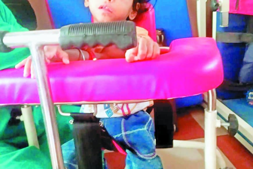 सेरेब्रल पाल्सी: गर्भावस्था से शुरू होने वाली दर्दनाक बीमारी, बच्चों को बना देती है आजीवन अपंग - हर साल 100 से ज्यादा मामले जिले में