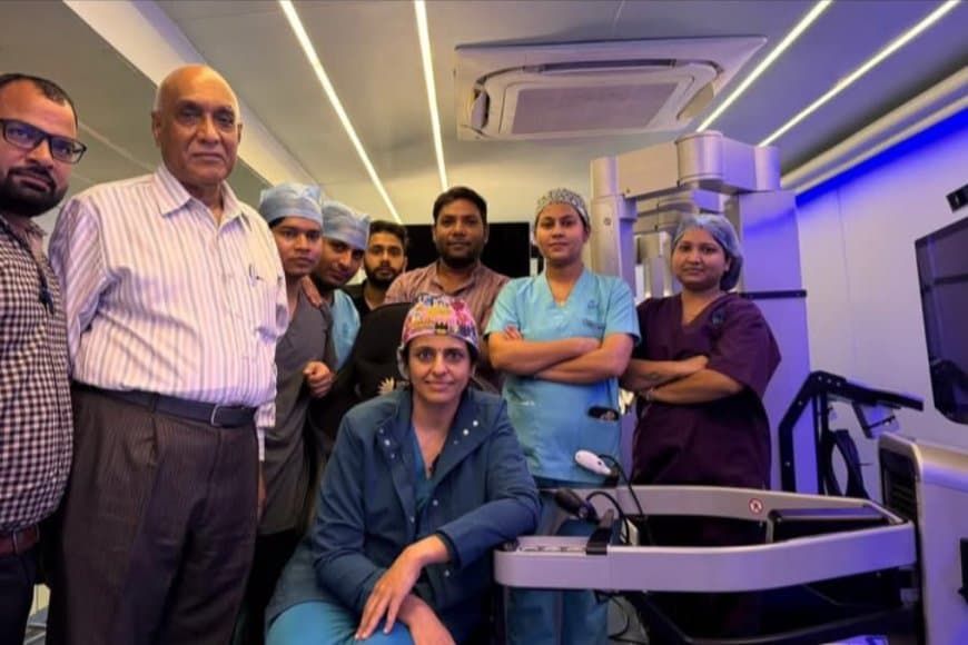 मध्य प्रदेश की पहली टेलीरोबोटिक सर्जरी की डॉ. प्रिया भावे चित्तावार ने 