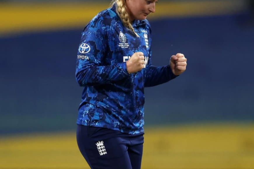 महिला वर्ल्ड कप : सेमीफाइनल खेलेंगी सोफी एक्लेस्टोन? ईसीबी ने जारी किया बयान