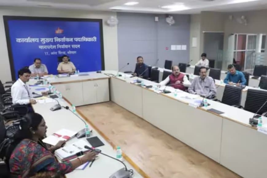 MP में 21 साल बाद SIR प्रक्रिया शुरू: 65 हजार बूथों पर घर-घर सत्यापन, गलत जानकारी देने पर होगी सज़ा