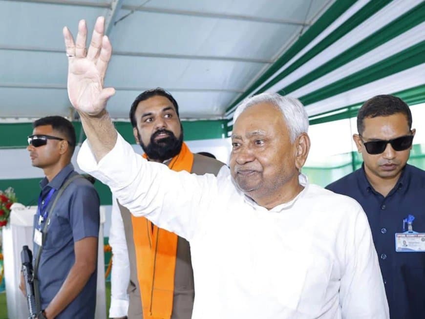 बिहार चुनाव... नीतीश ने 18 विधायक किए रिपीट,  दो विधायकों का कटा टिकट