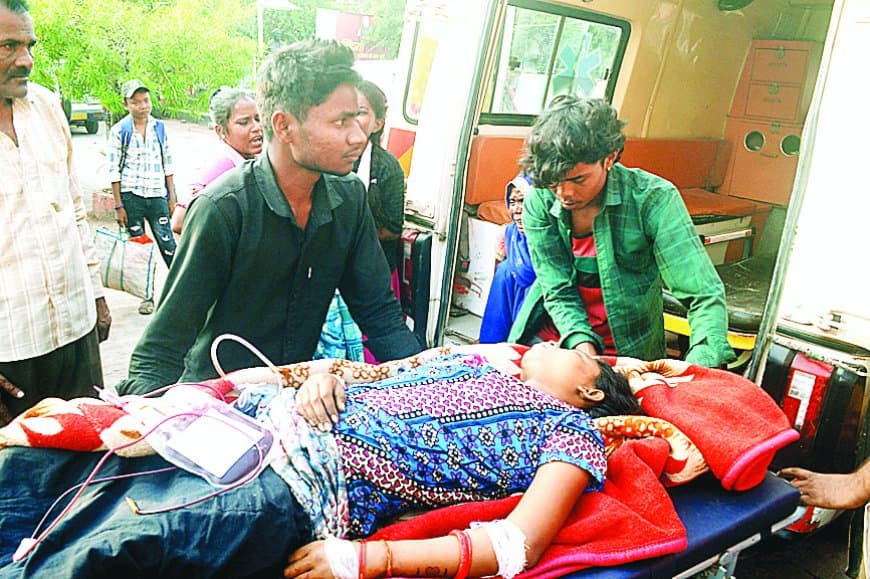 सतना जिला अस्पताल में चिकित्सा लापरवाही का खुलासा: चिकित्सकों ने दबाई रिपोर्ट, प्रसव पूर्व जांच में बरती गई गंभीर अनदेखी