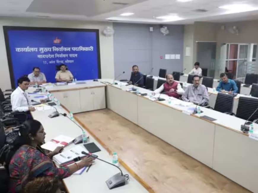 MP में 21 साल बाद SIR प्रक्रिया शुरू: 65 हजार बूथों पर घर-घर सत्यापन, गलत जानकारी देने पर होगी सज़ा