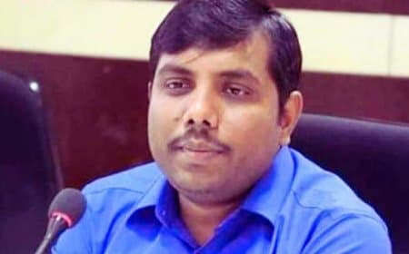 भोपाल... एसआईआर में लापरवाहों की खैर नहीं ... बीएलओ बर्खास्त