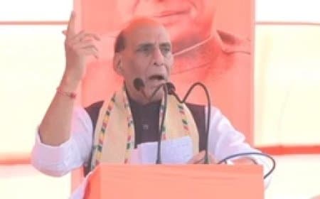 'सेना को राजनीति में न घसीटें': राहुल गांधी के '10% कंट्रोल' वाले बयान पर राजनाथ सिंह का पलटवार