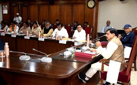 कैबिनेट का फैसला... लाड़ली बहनों को सरकार अब देगी 1500 रु. महीना