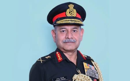 सेना प्रमुख बोले- यूक्रेन युद्ध भारतीय सेना के लिए ‘जीवित प्रयोगशाला’