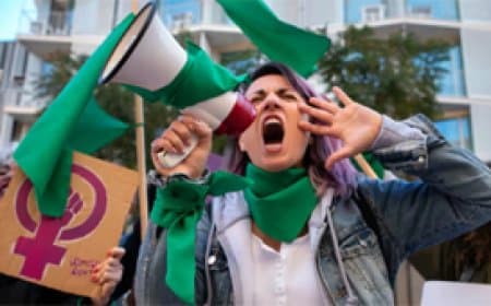 मैक्सिको में तेज हुआ जेन जेड आंदोलन, पुलिस से हुई झड़प-पथराव