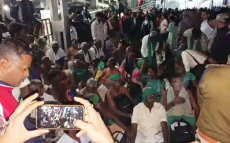 एमपी में तमिलनाडु के 225 किसानों को ट्रेन से उतारा