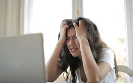 तनाव से चाहिए है छुटकारा तो इन चीजों से करें तौबा, अपनाएं ये सलाह 