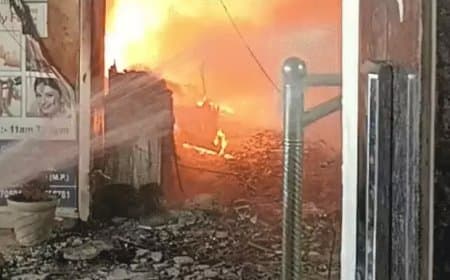भोपाल: कजलीखेड़ा मॉल के ब्यूटी पार्लर में भीषण आग, जिम भी चपेट में; लाखों का नुकसान