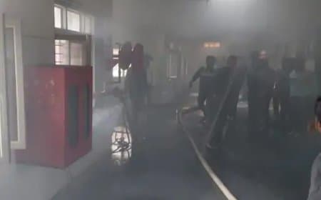 बैतूल... अस्पताल में लगी आग... मरीजों को निकाला बाहर,  सब सुरक्षित