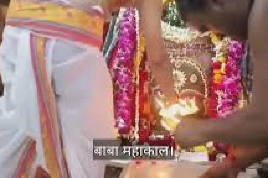 महाकाल में कार्तिक द्वादशी पर उमड़ा भक्तों का सैलाब: बाबा महाकाल ने सूर्य और बेलपत्र धारण कर दिए दर्शन