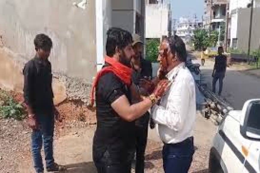 सीधी में विवाद: सिविल सर्जन के चेहरे पर कालिख पोती, शिवसेना नेता ने किया सरेंडर