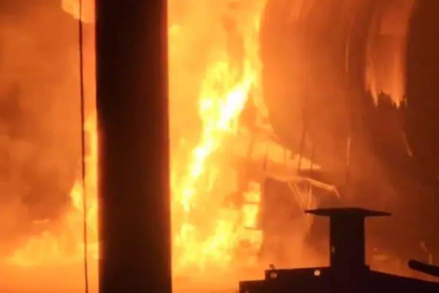 पीथमपुर फैक्ट्री आग हादसा: मलबे में मिले 2 मानव कंकाल; Shivam Industries में सनसनी