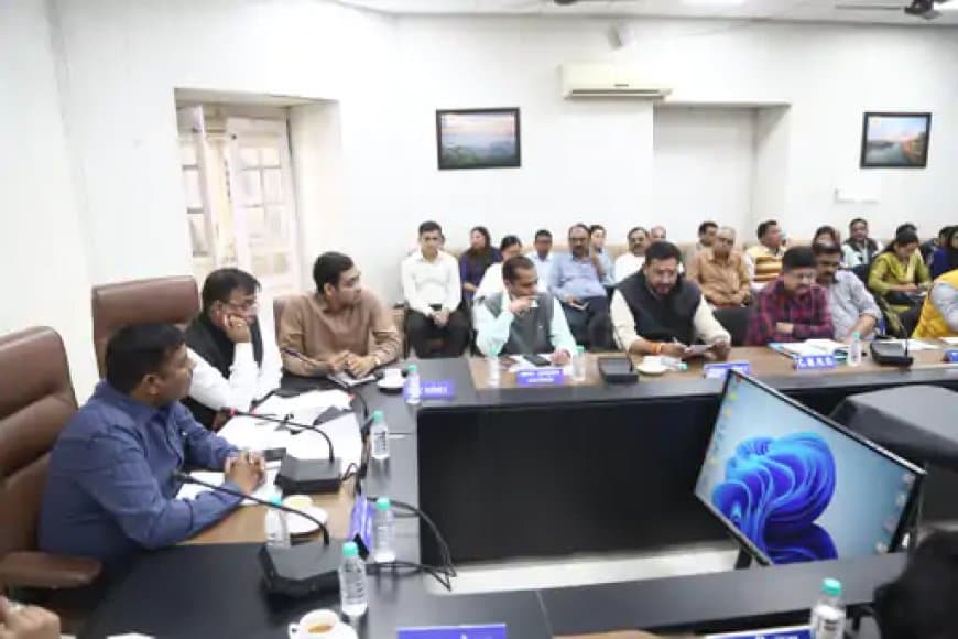 SIR में लापरवाही: भोपाल में 2 लापरवाह बीएलओ पर सस्पेंशन की तलवार, कलेक्टर को भेजा गया प्रस्ताव