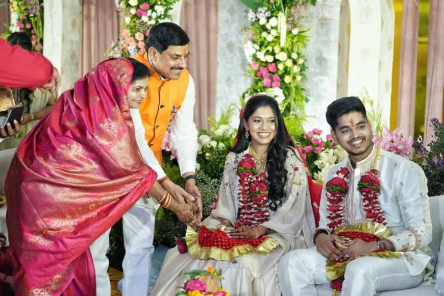 सीएम मोहन की सादगी... सामूहिक विवाह सम्मेलन में करेंगे बेटे की शादी